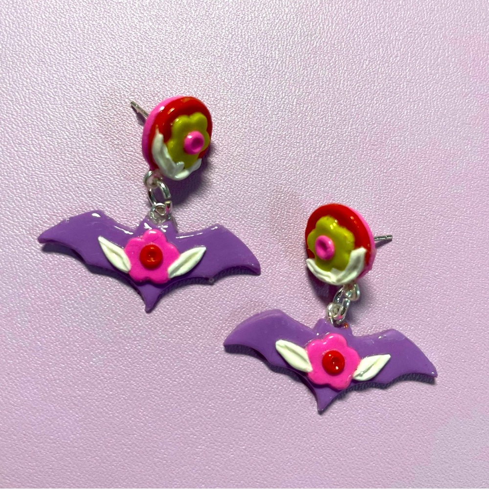 COPY - Instagram Battie - Polymer Clay Floral Bat Dangle Stud Earrings Halloween